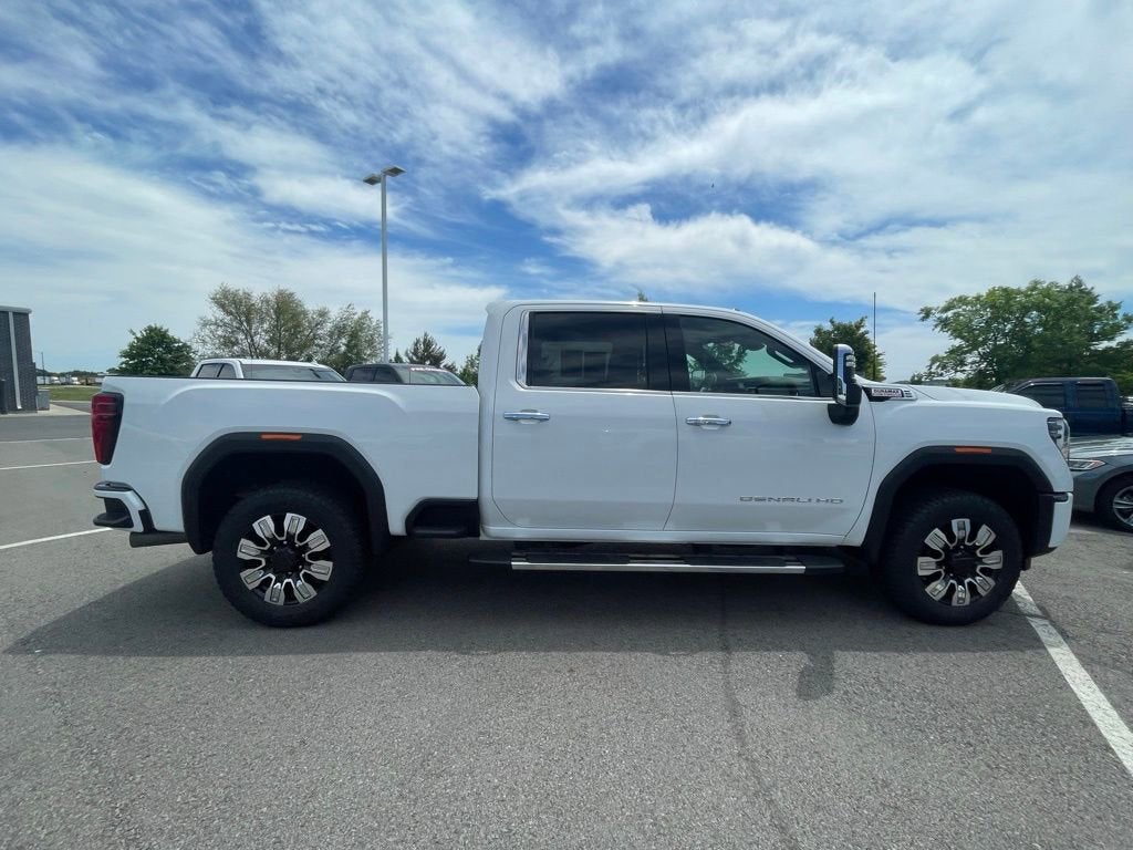 2025 GMC Sierra 2500 HD Denali