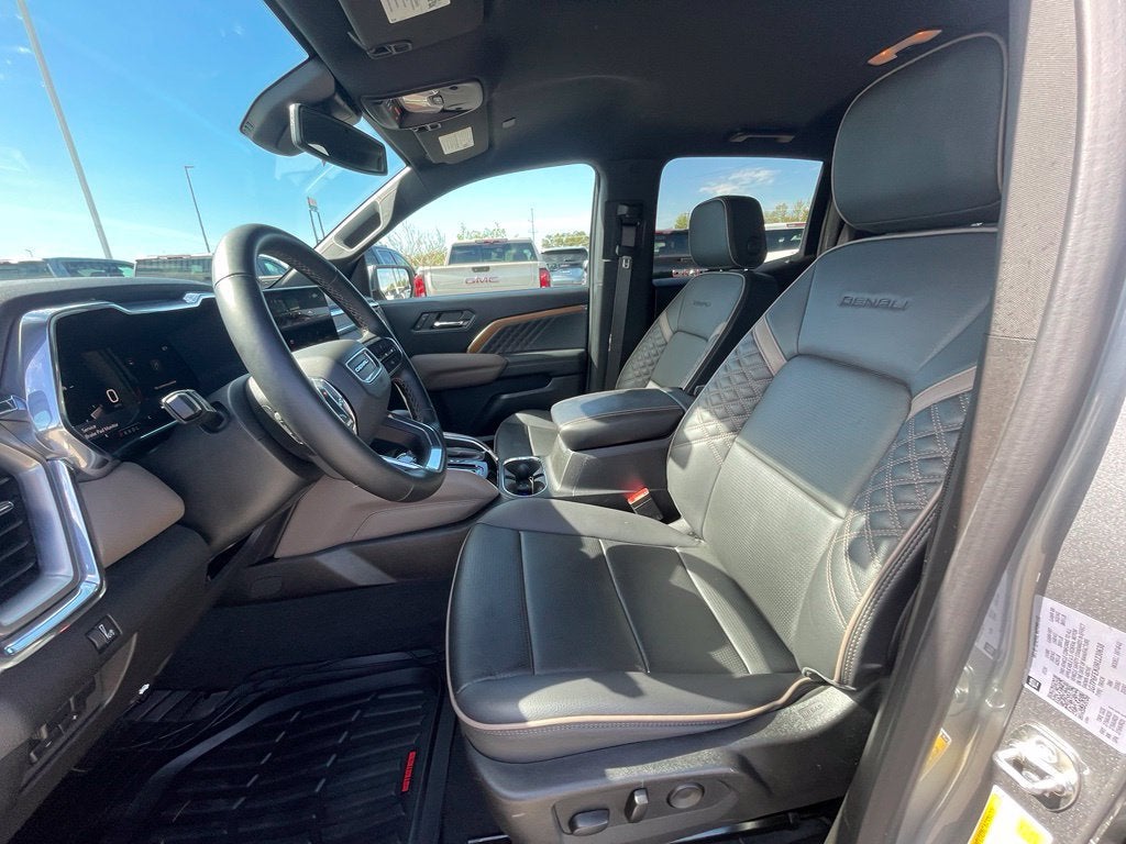 2024 GMC Canyon Denali