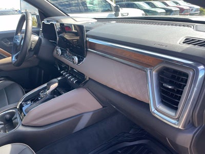 2024 GMC Canyon Denali