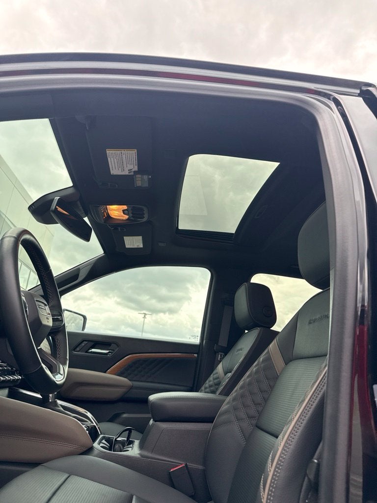 2024 GMC Canyon Denali