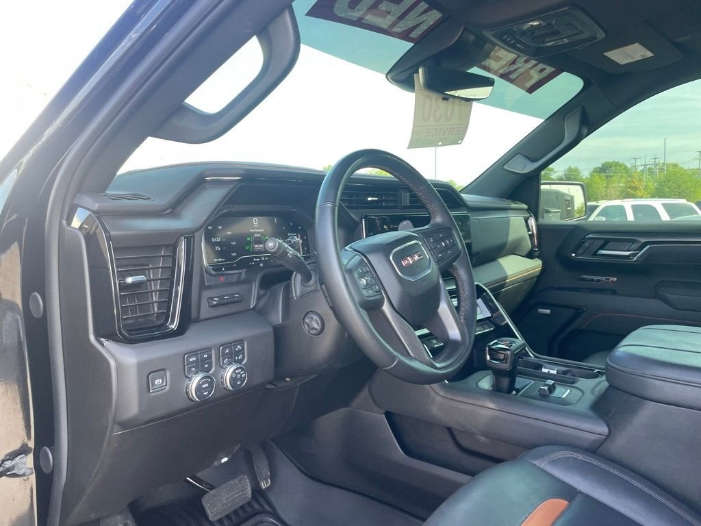 2025 GMC Sierra 1500 AT4