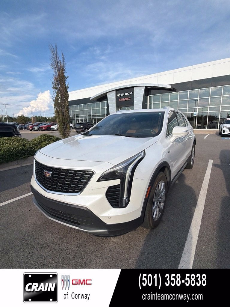 2022 Cadillac XT4 FWD Premium Luxury