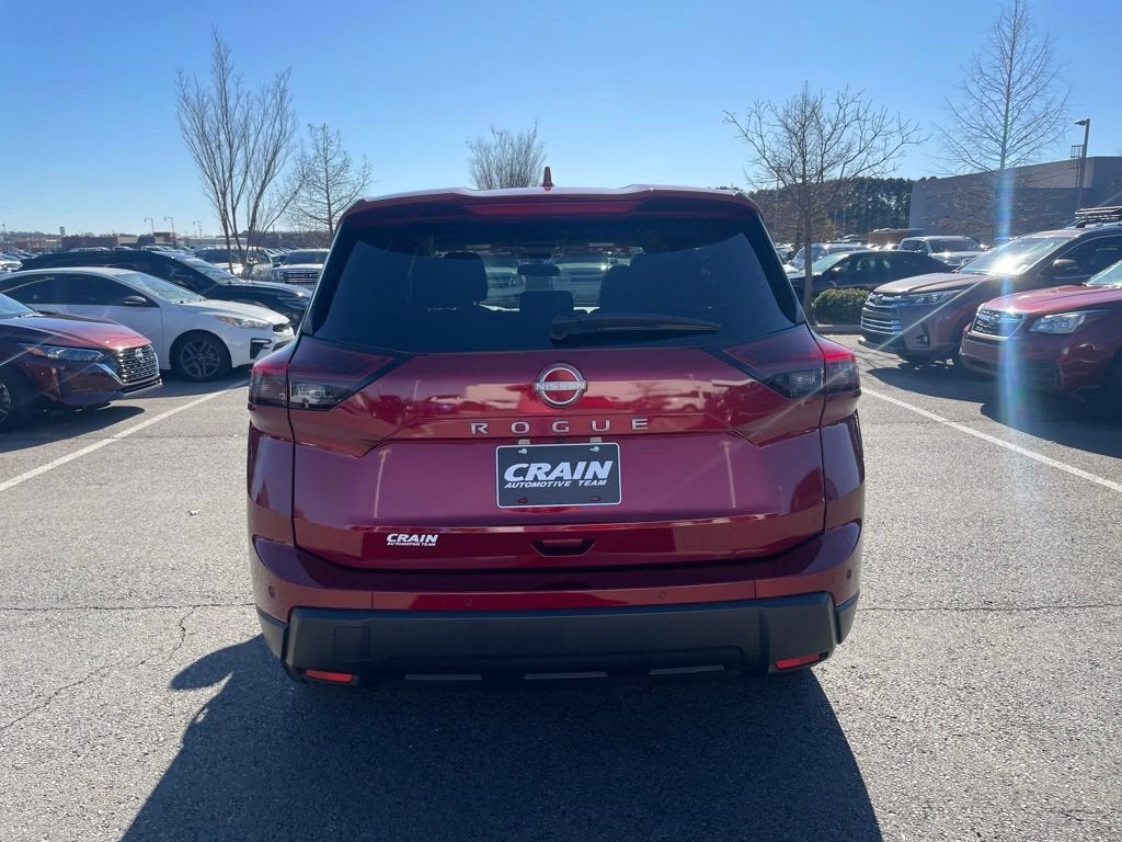 2025 Nissan Rogue SV