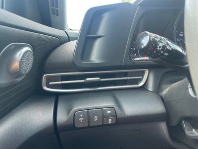 2022 Hyundai ELANTRA SE
