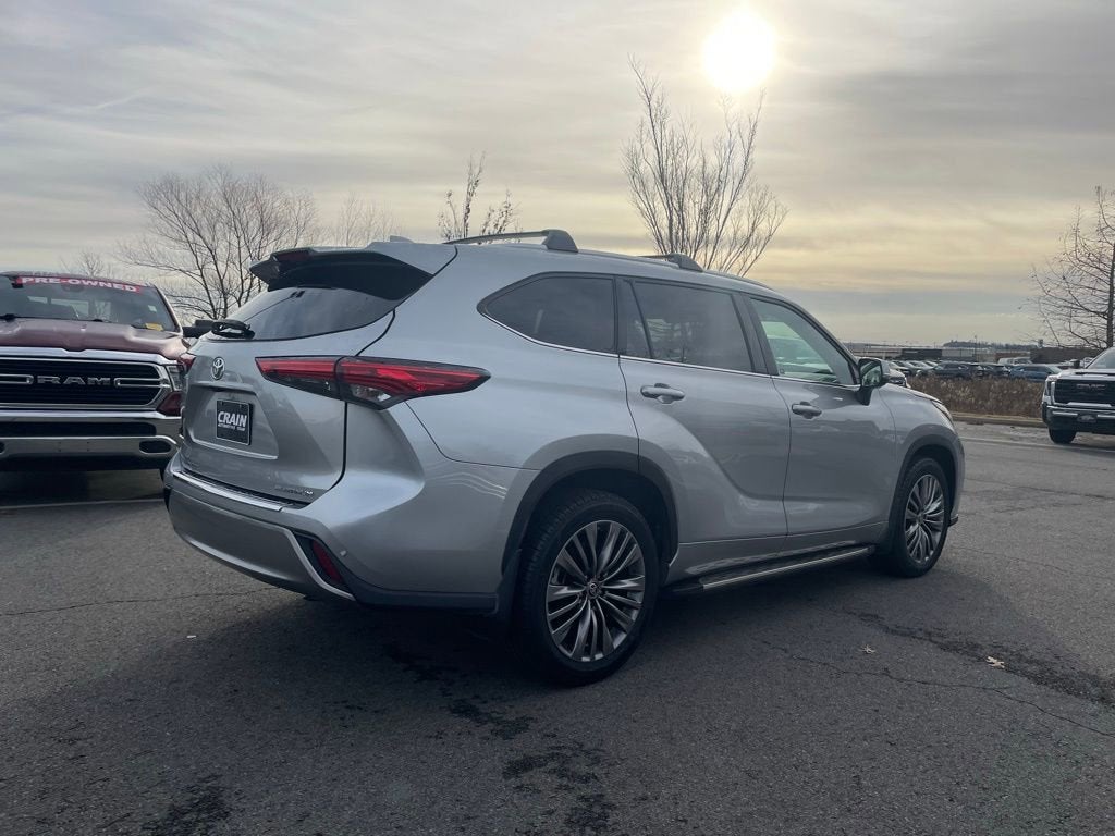 2021 Toyota Highlander Platinum