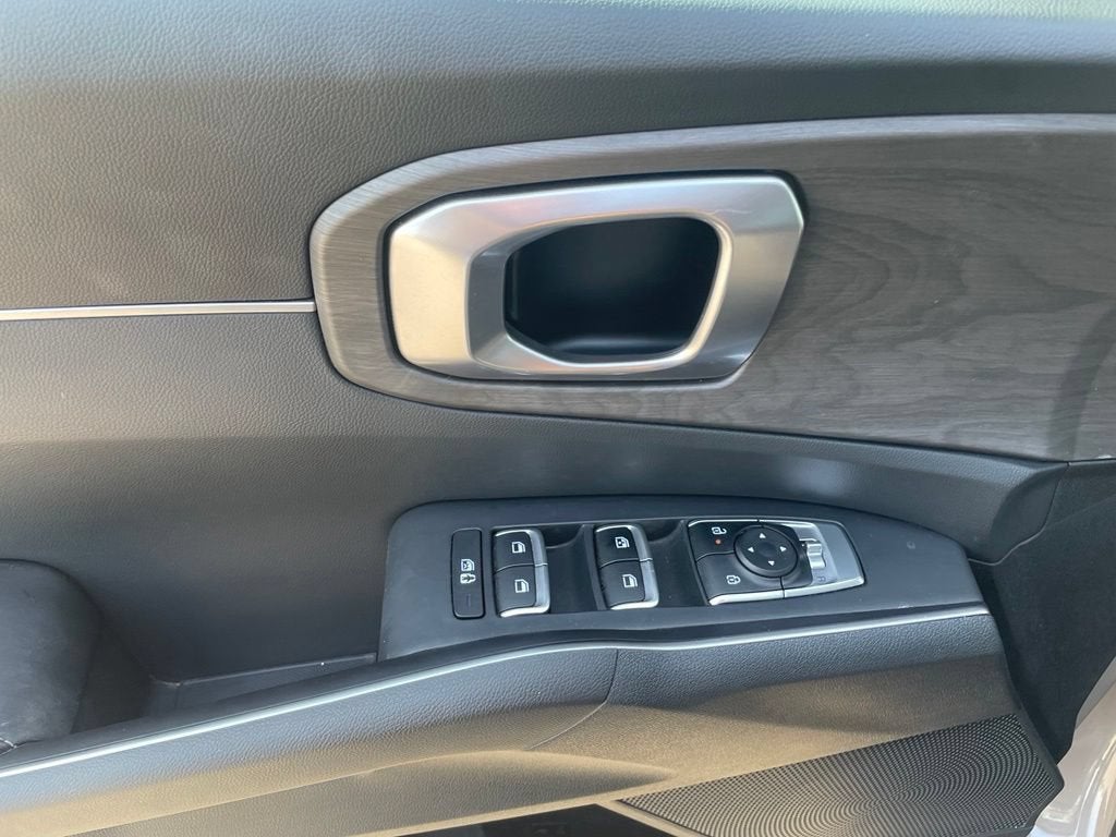 2025 Kia Sorento X-Line EX