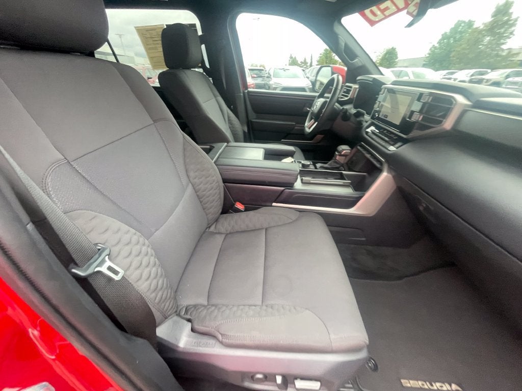 2025 Toyota Sequoia SR5