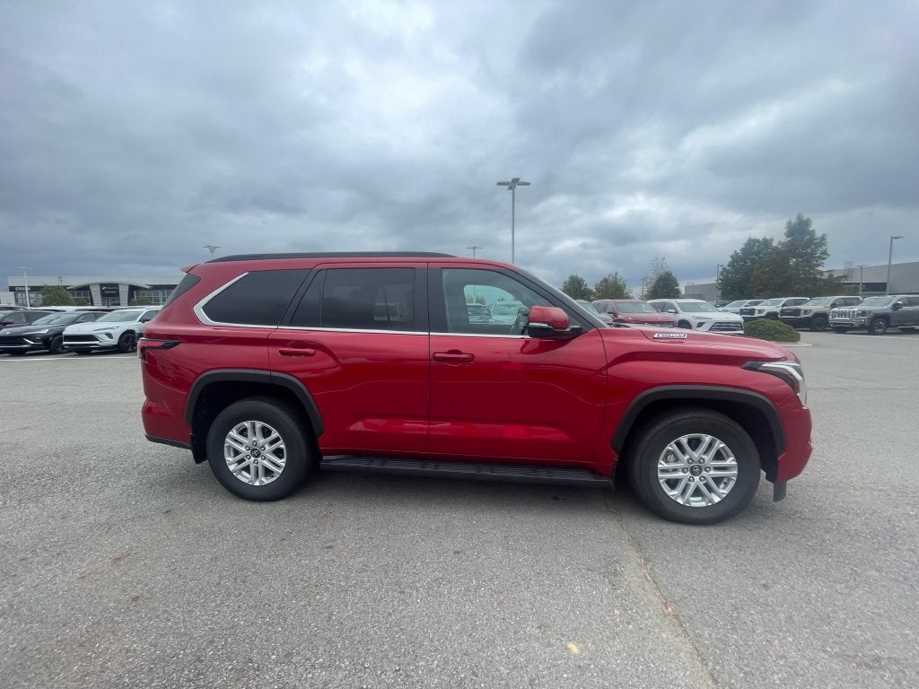 2025 Toyota Sequoia SR5