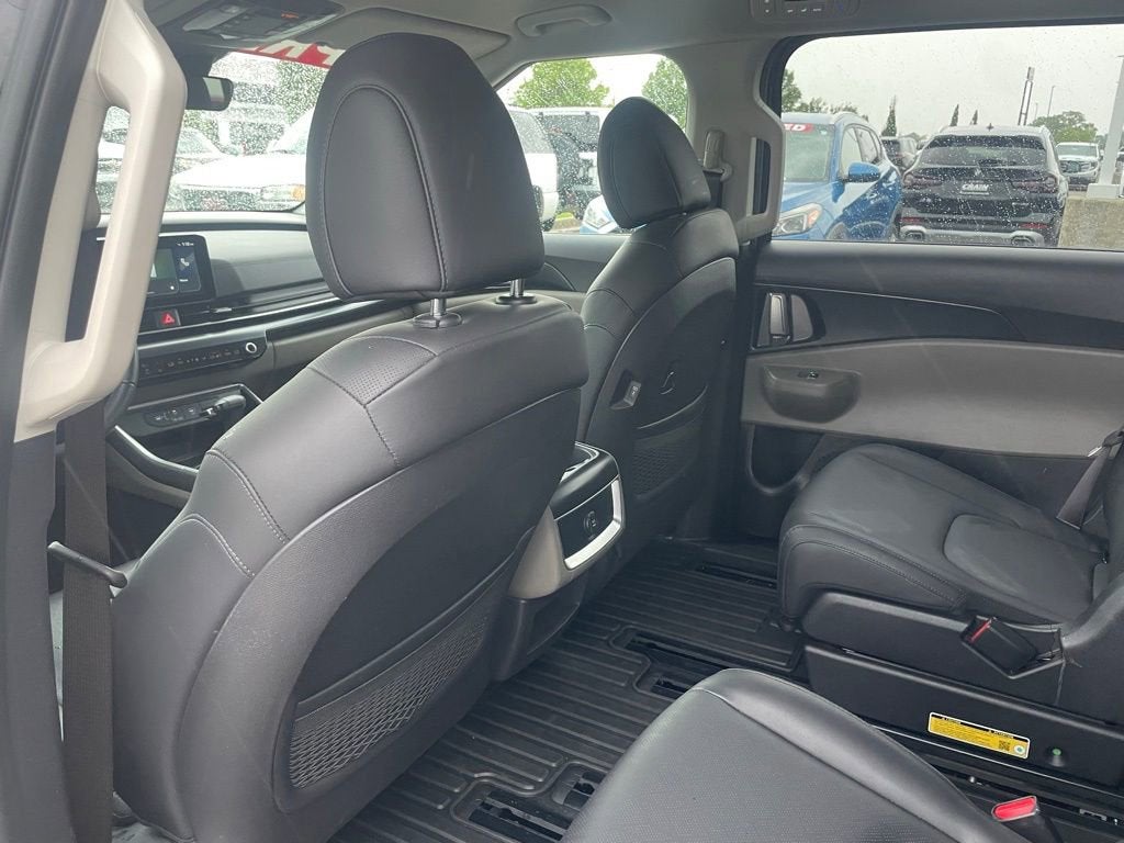2025 Kia Carnival LXS