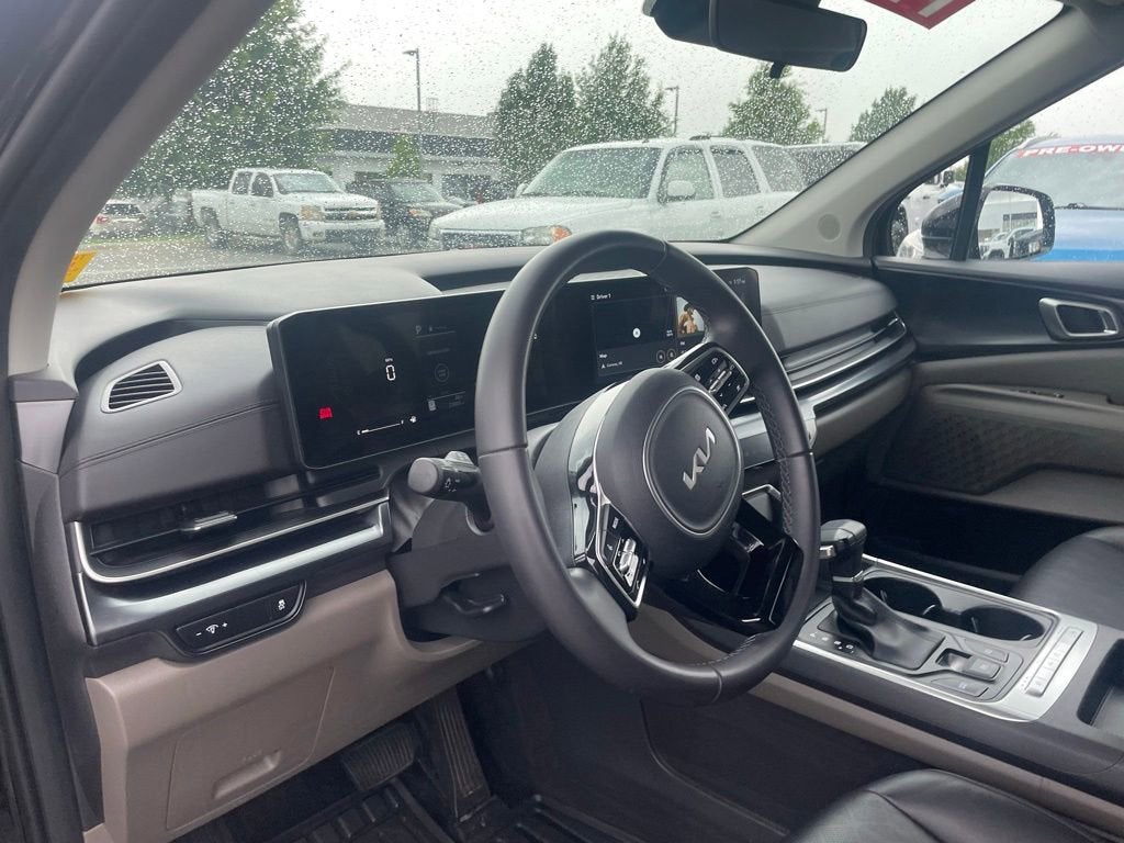 2025 Kia Carnival LXS