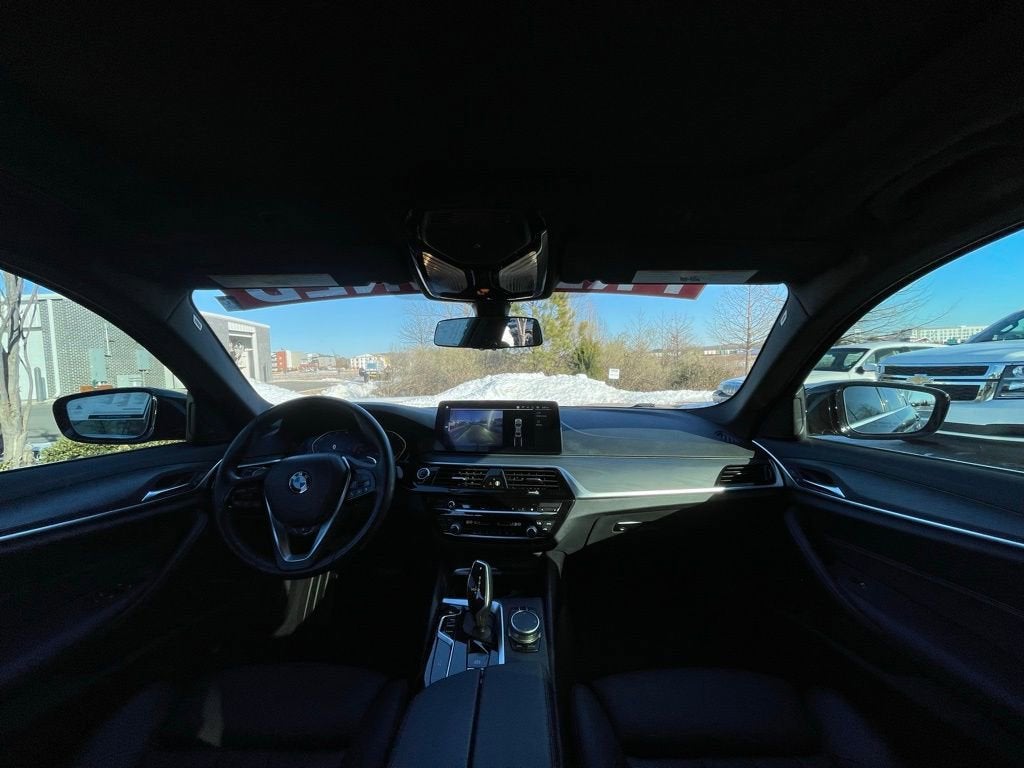 2022 BMW 5 Series 530i