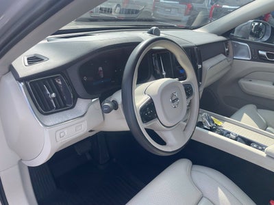 2022 Volvo XC60 Inscription