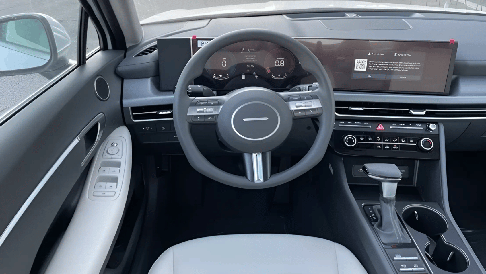 Interior View of the 2025 Hyundai Sonata