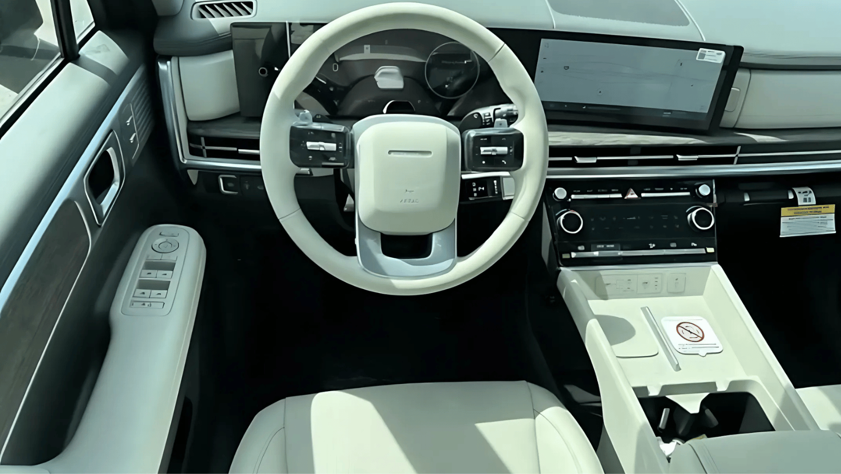 Interior View of the 2025 Hyundai Santa Fe Hybrid