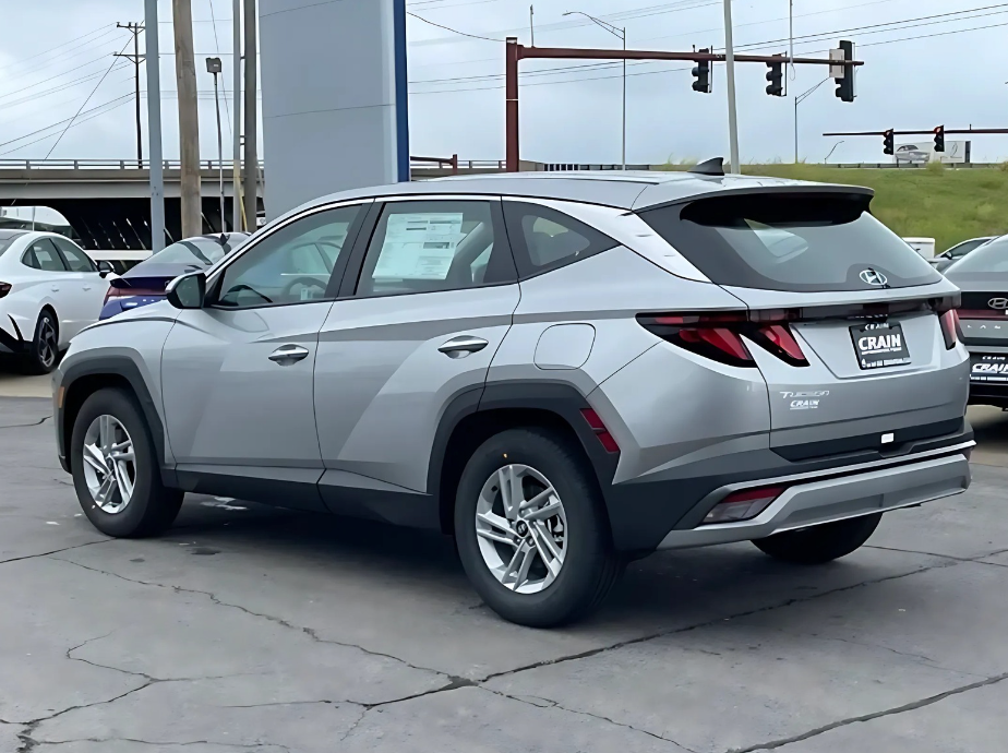 Rear View of the 2025 Hyundai Tucson